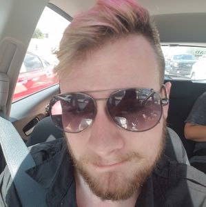 Meet your Posher, Erron